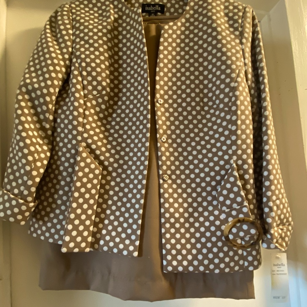 Isabella /tan blazer and skirt / woman’s suit